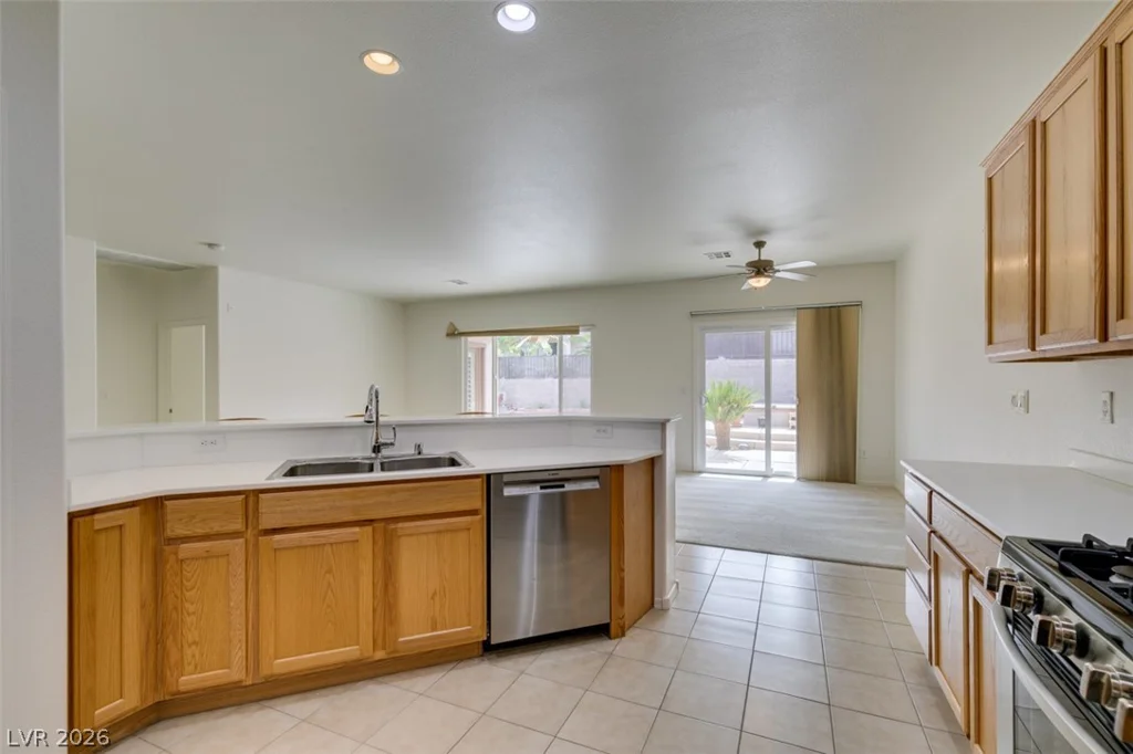 2174 Savannah River, Henderson, NV 89044