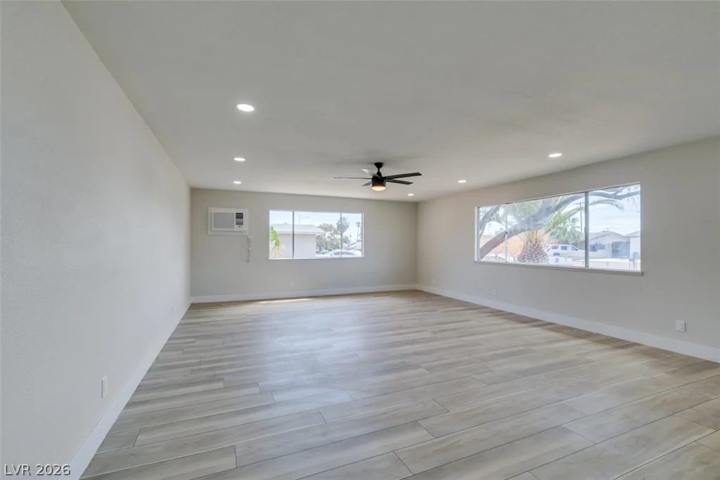 5901 Shawnee, Las Vegas, NV 89107