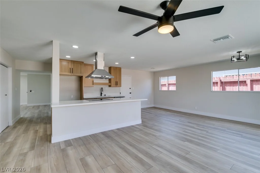 5901 Shawnee, Las Vegas, NV 89107