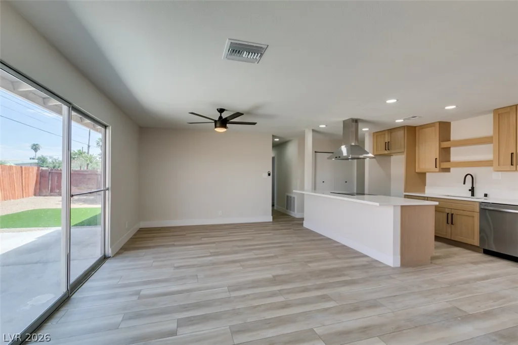5901 Shawnee, Las Vegas, NV 89107