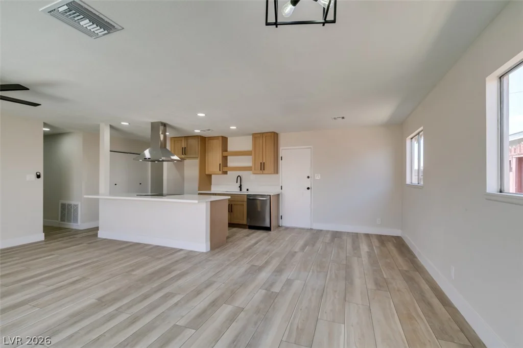 5901 Shawnee, Las Vegas, NV 89107