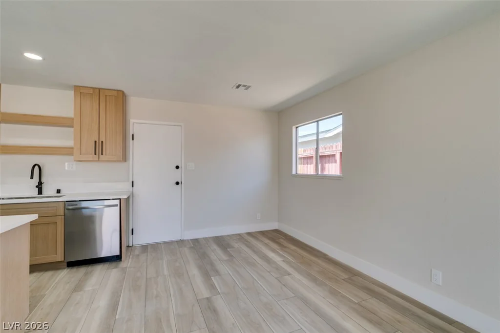 5901 Shawnee, Las Vegas, NV 89107