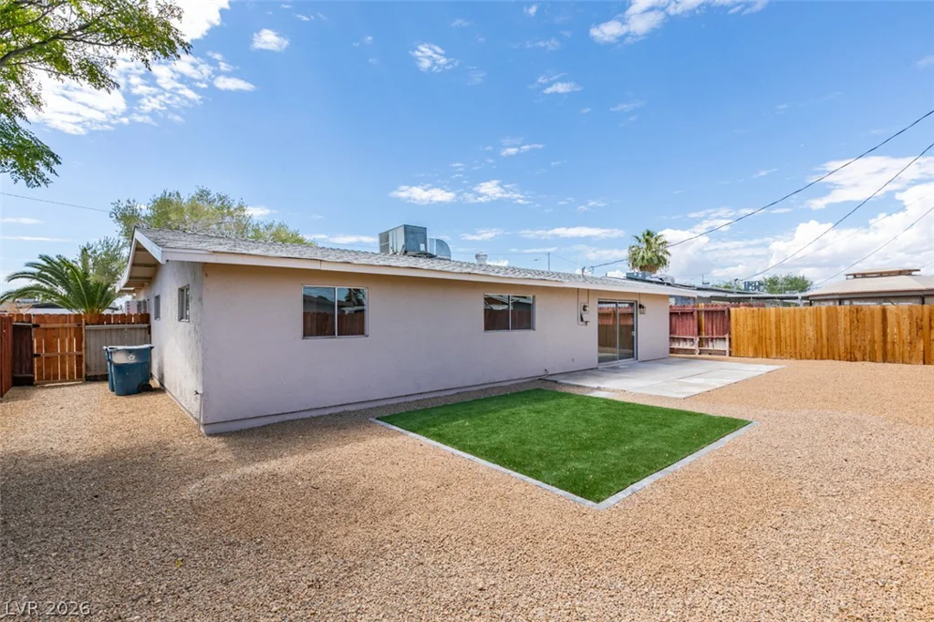 5901 Shawnee, Las Vegas, NV 89107