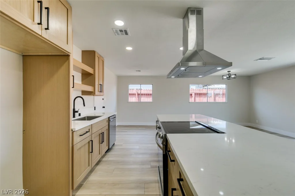 5901 Shawnee, Las Vegas, NV 89107