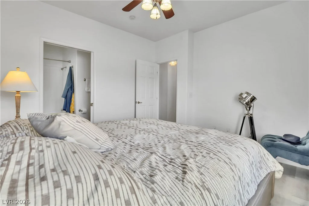 1401 Red Crest, Las Vegas, NV 89144
