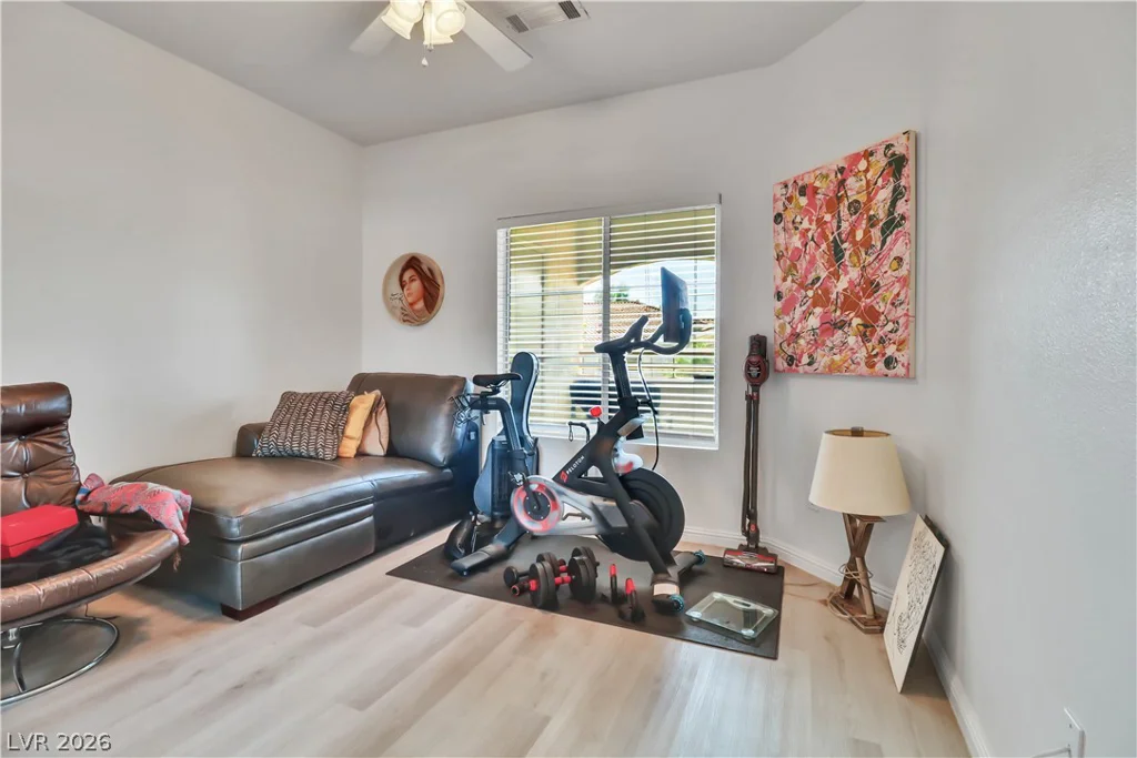 1401 Red Crest, Las Vegas, NV 89144