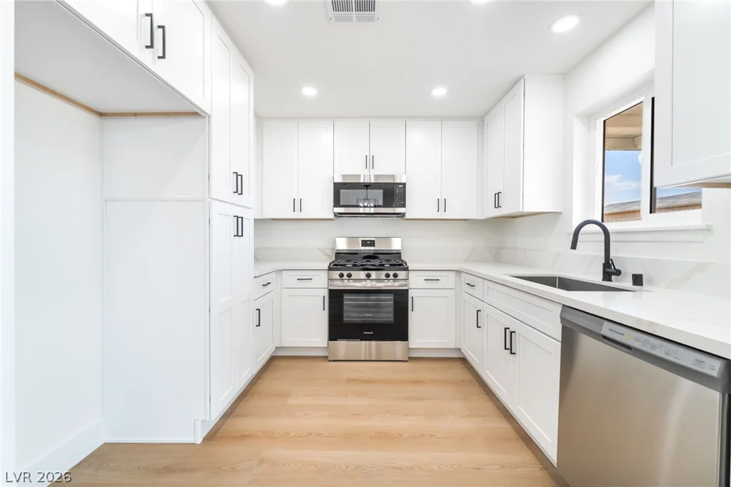 604 Arthur, Henderson, NV 89015