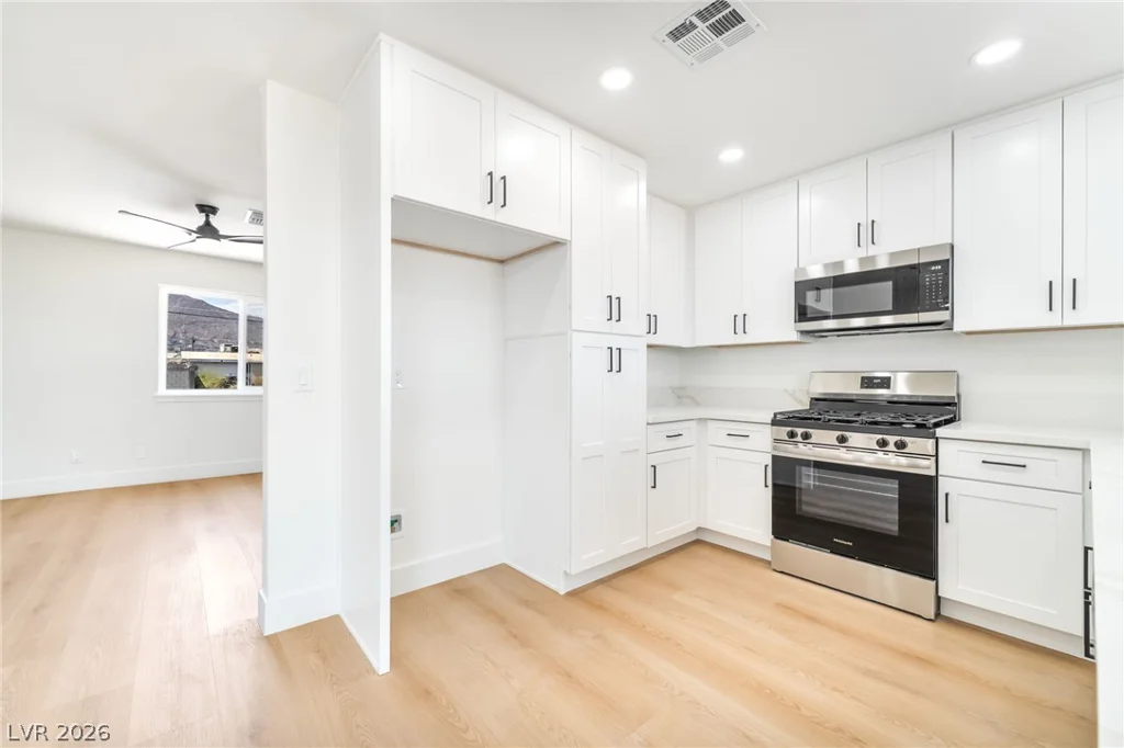 604 Arthur, Henderson, NV 89015