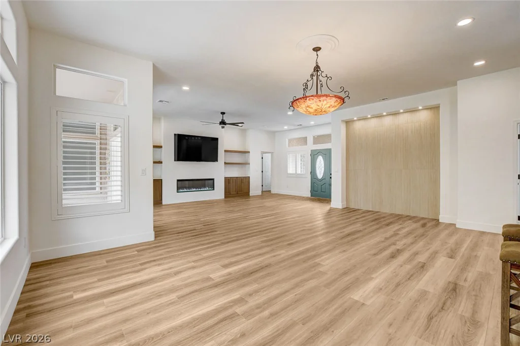 2621 Hanging Rock, Las Vegas, NV 89134