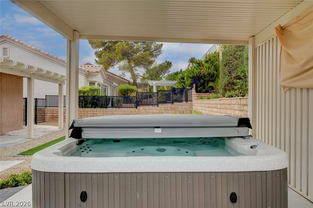2621 Hanging Rock, Las Vegas, NV 89134