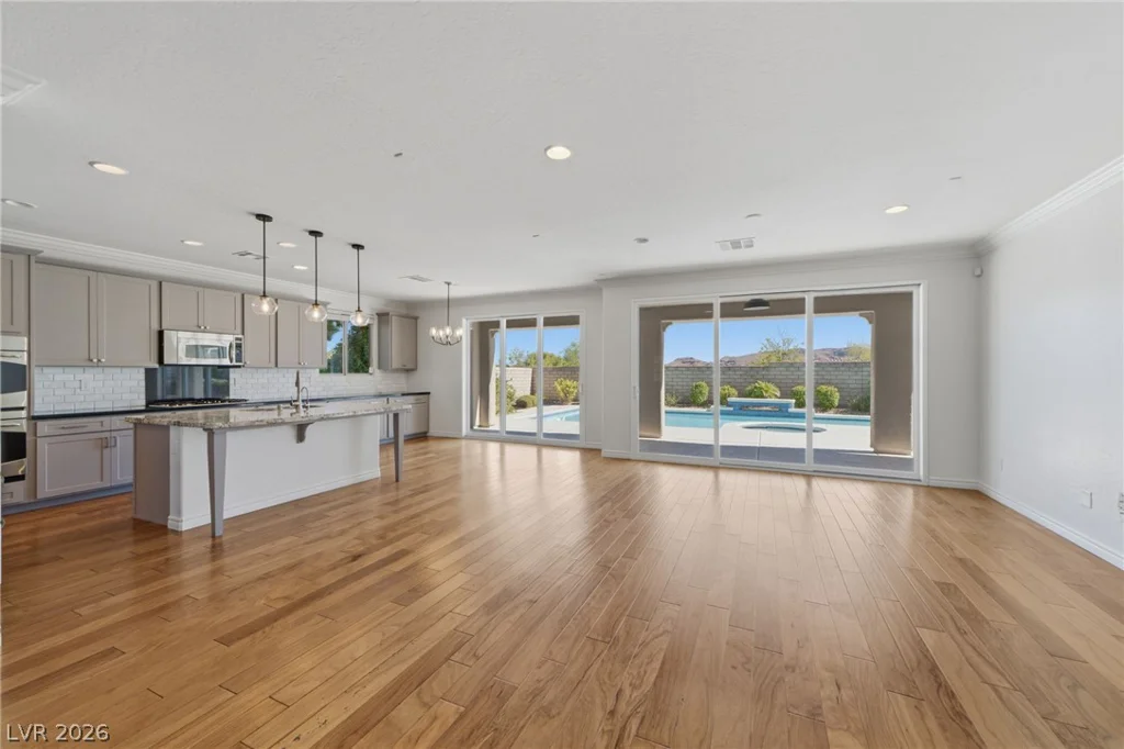 12139 Kite Hill, Las Vegas, NV 89138
