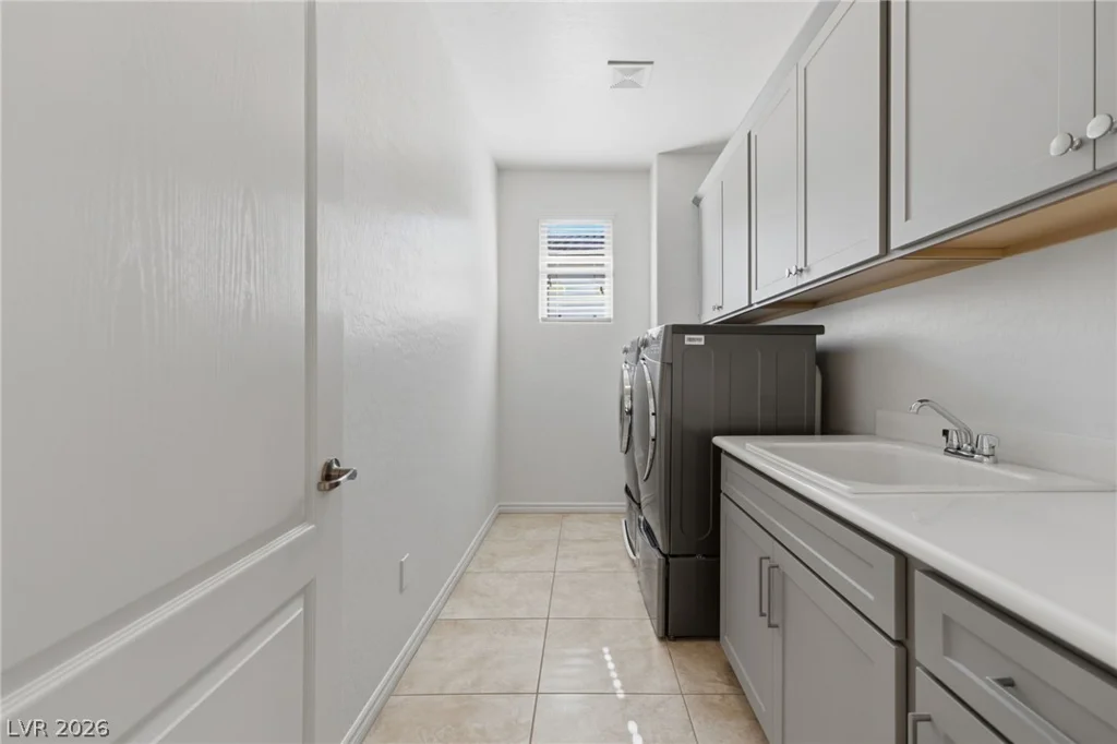 12139 Kite Hill, Las Vegas, NV 89138