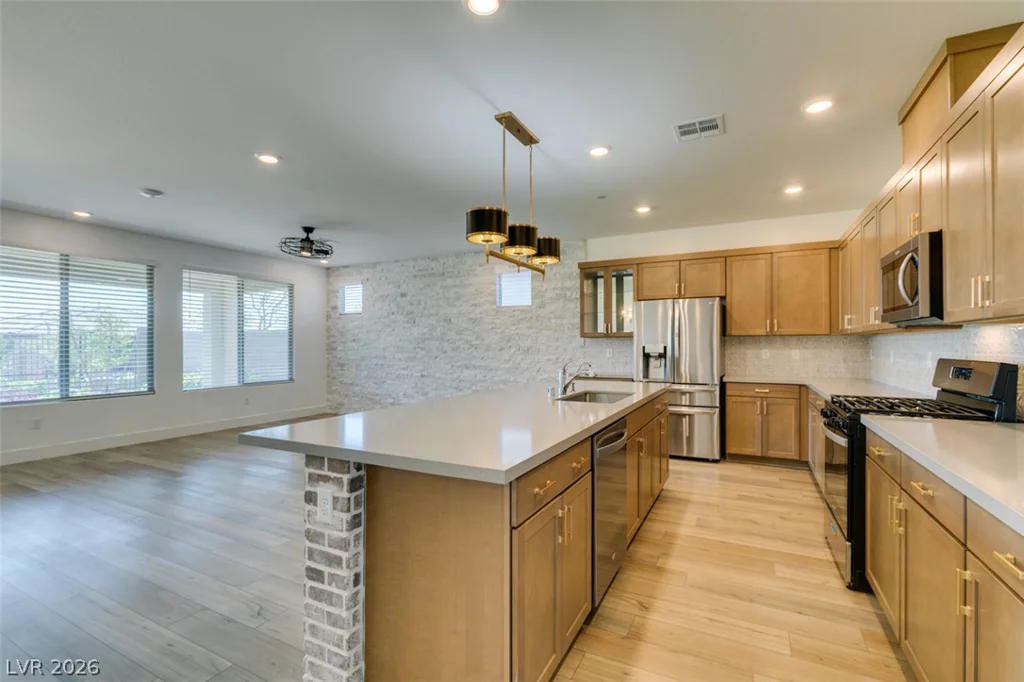 10184 Chrysolite, Las Vegas, NV 89143