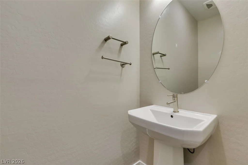 10184 Chrysolite, Las Vegas, NV 89143