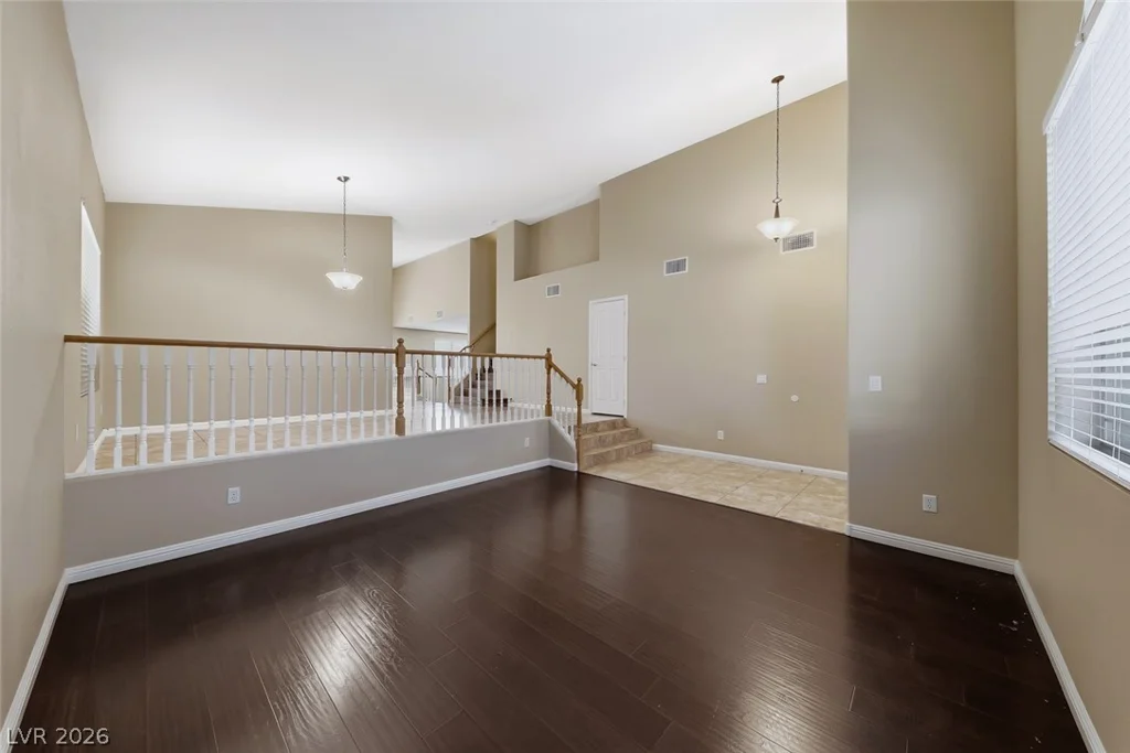 10501 Pacific Palisades, Las Vegas, NV 89144