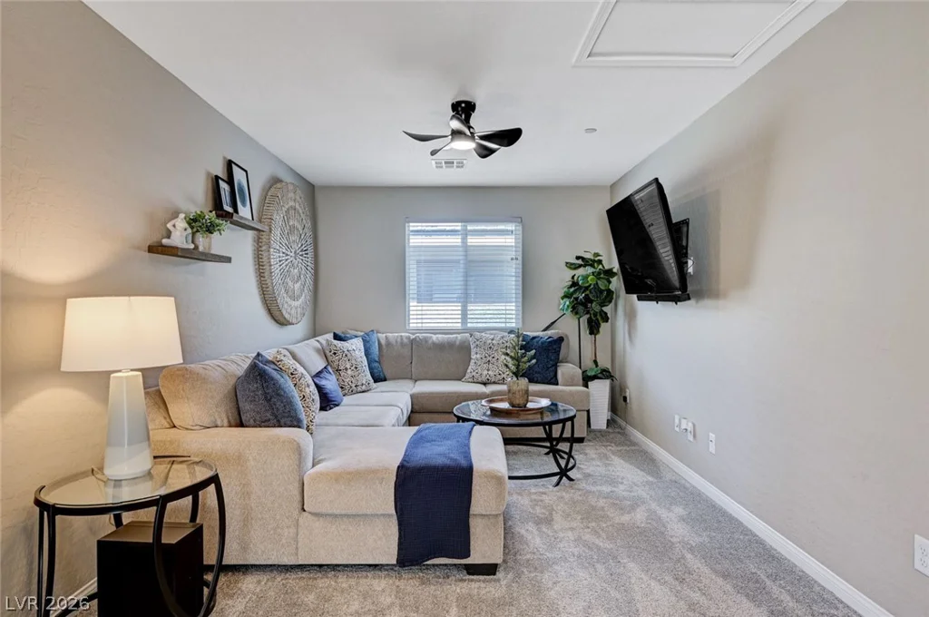 372 Silva, Henderson, NV 89011