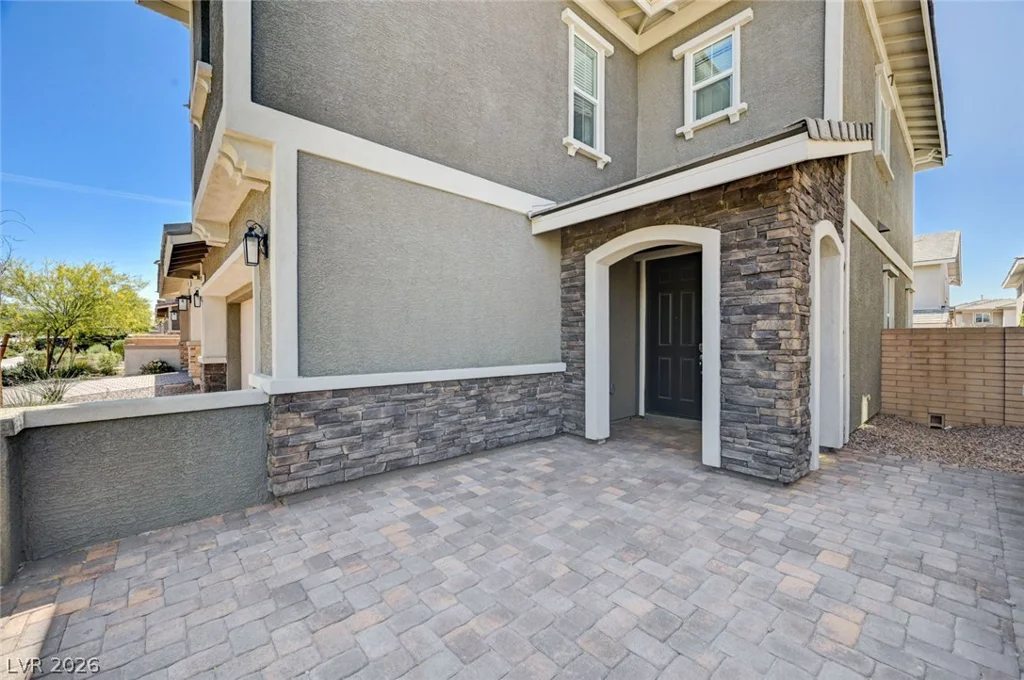 372 Silva, Henderson, NV 89011