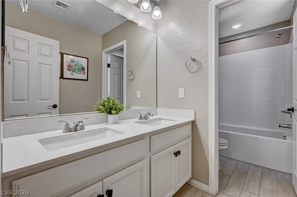 372 Silva, Henderson, NV 89011