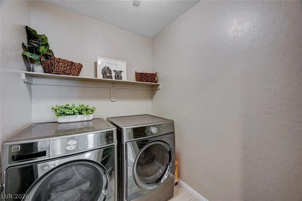 372 Silva, Henderson, NV 89011