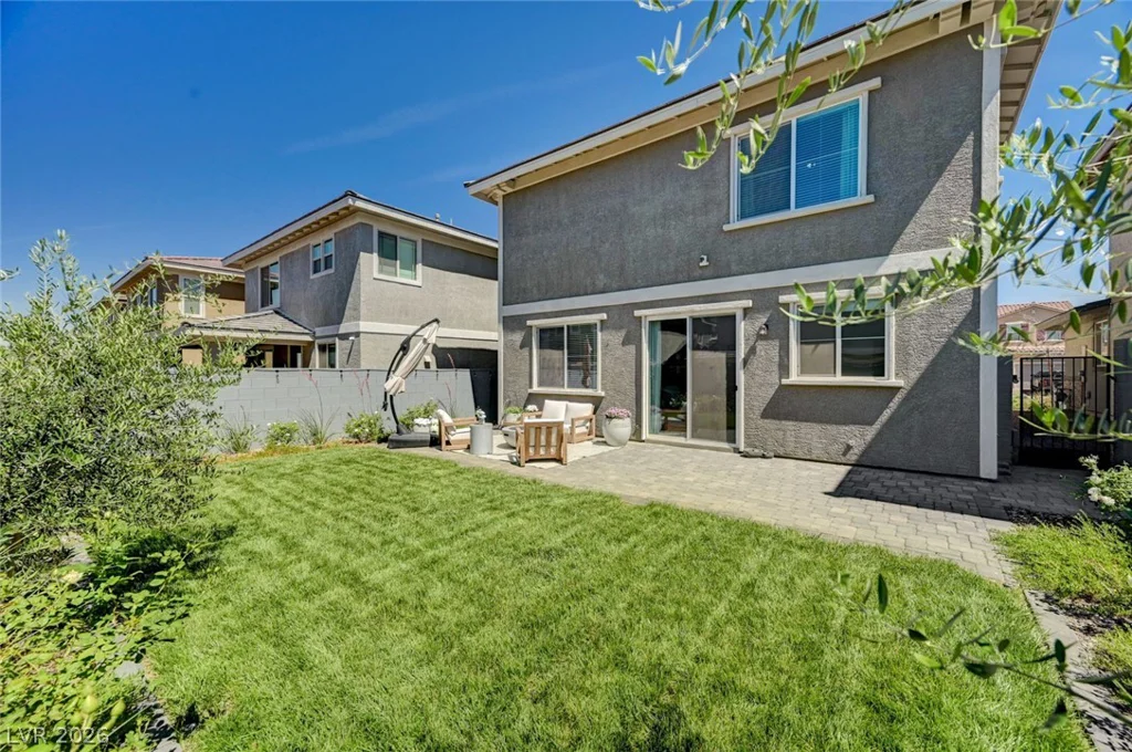 372 Silva, Henderson, NV 89011