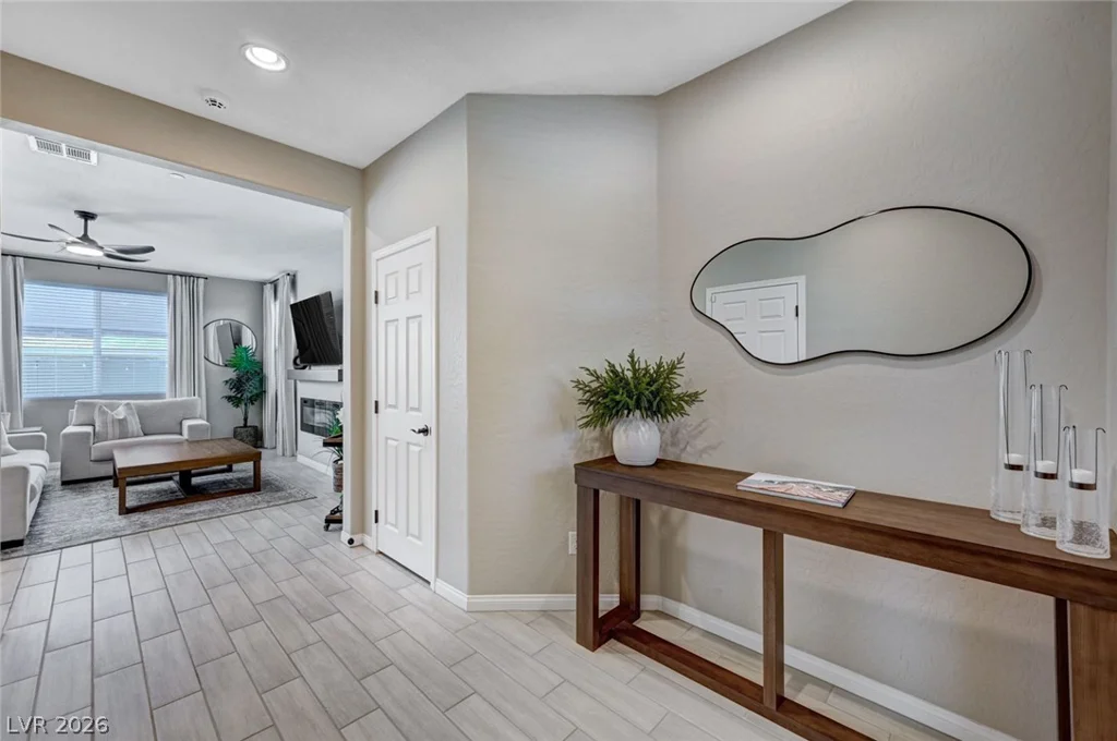 372 Silva, Henderson, NV 89011