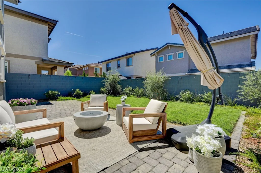 372 Silva, Henderson, NV 89011