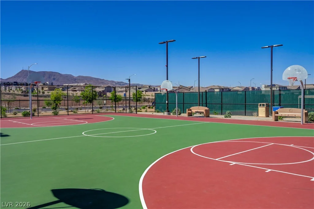 372 Silva, Henderson, NV 89011