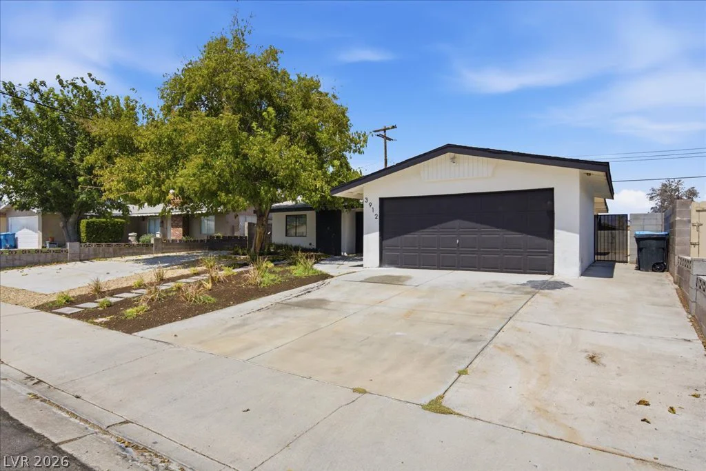 3912 Casa Grande, Las Vegas, NV 89102