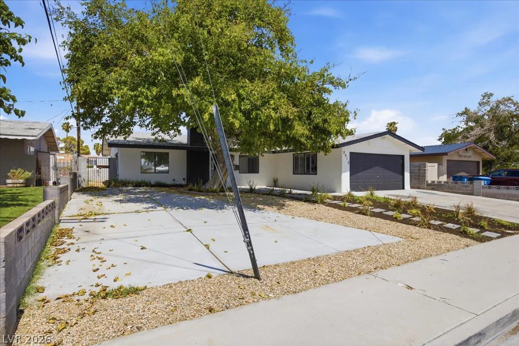 3912 Casa Grande, Las Vegas, NV 89102