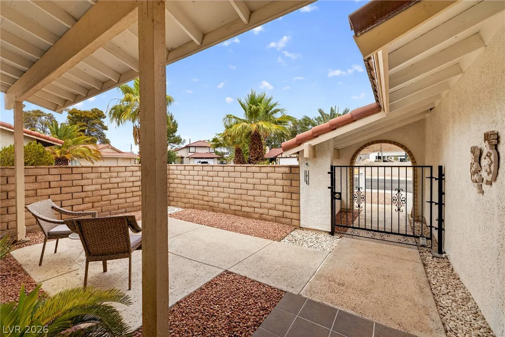 991 Perez, Las Vegas, NV 89123