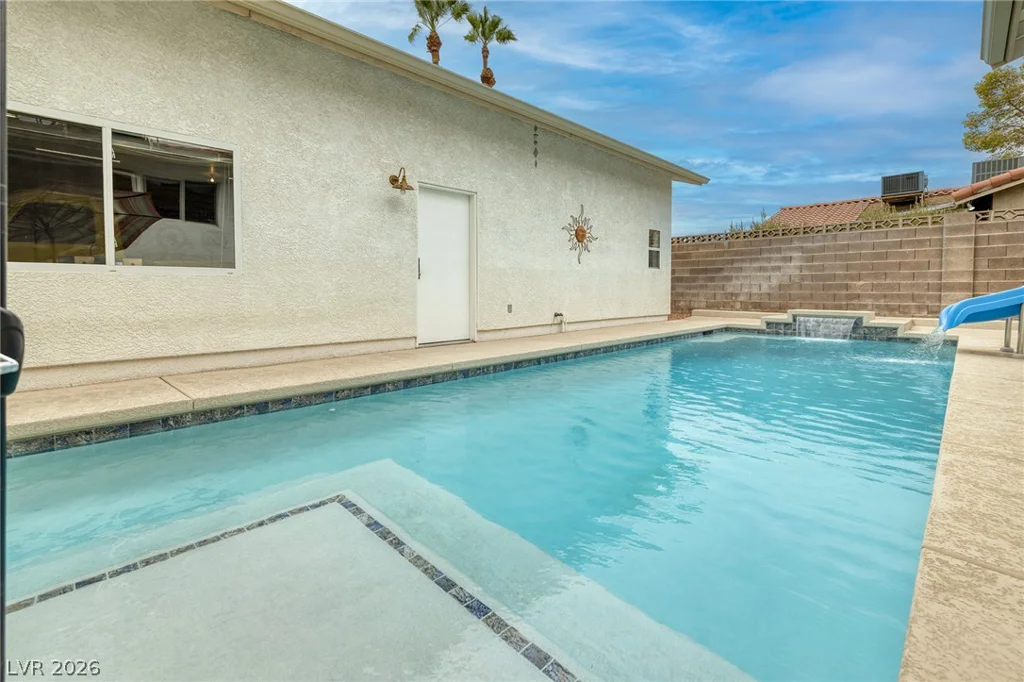 991 Perez, Las Vegas, NV 89123