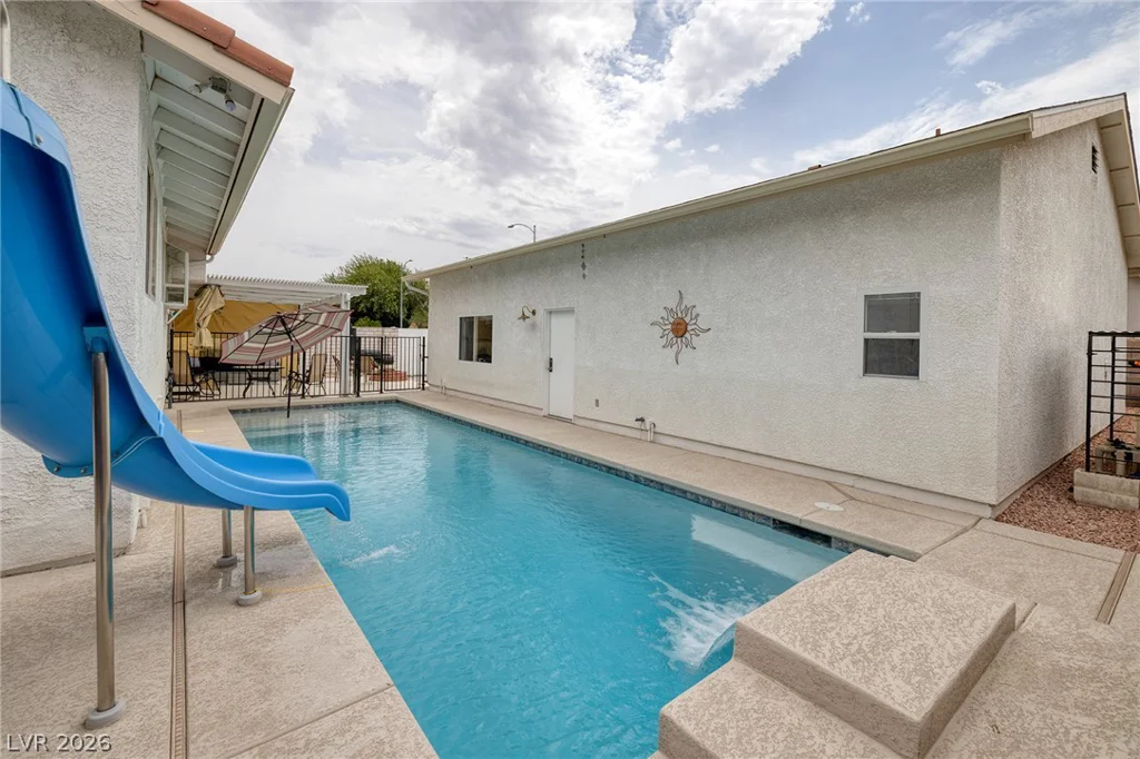 991 Perez, Las Vegas, NV 89123