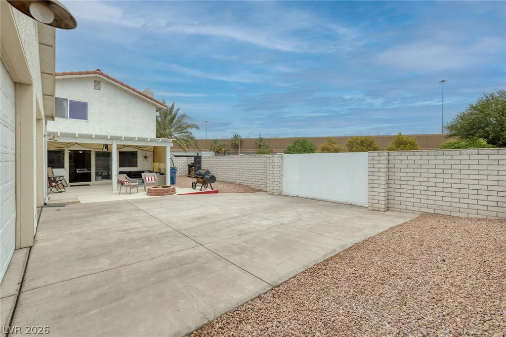 991 Perez, Las Vegas, NV 89123