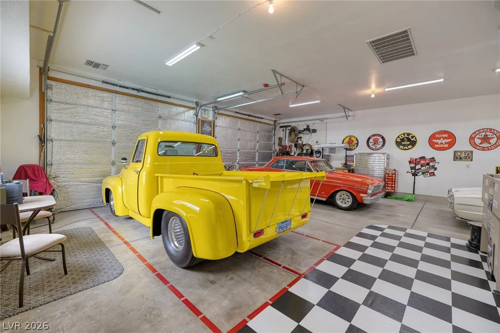 991 Perez, Las Vegas, NV 89123