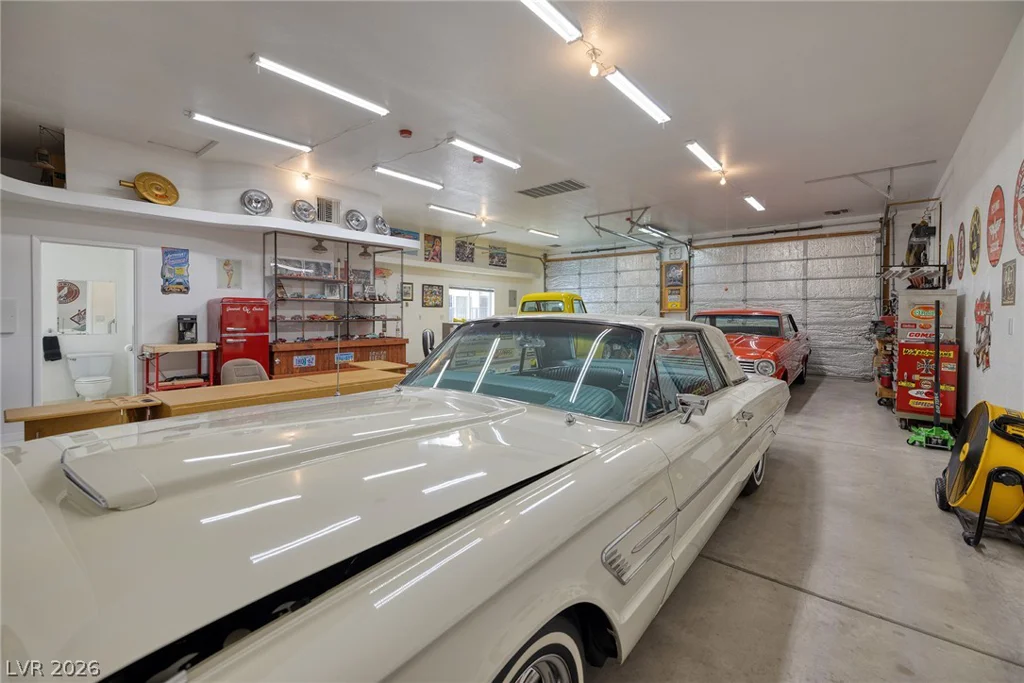 991 Perez, Las Vegas, NV 89123