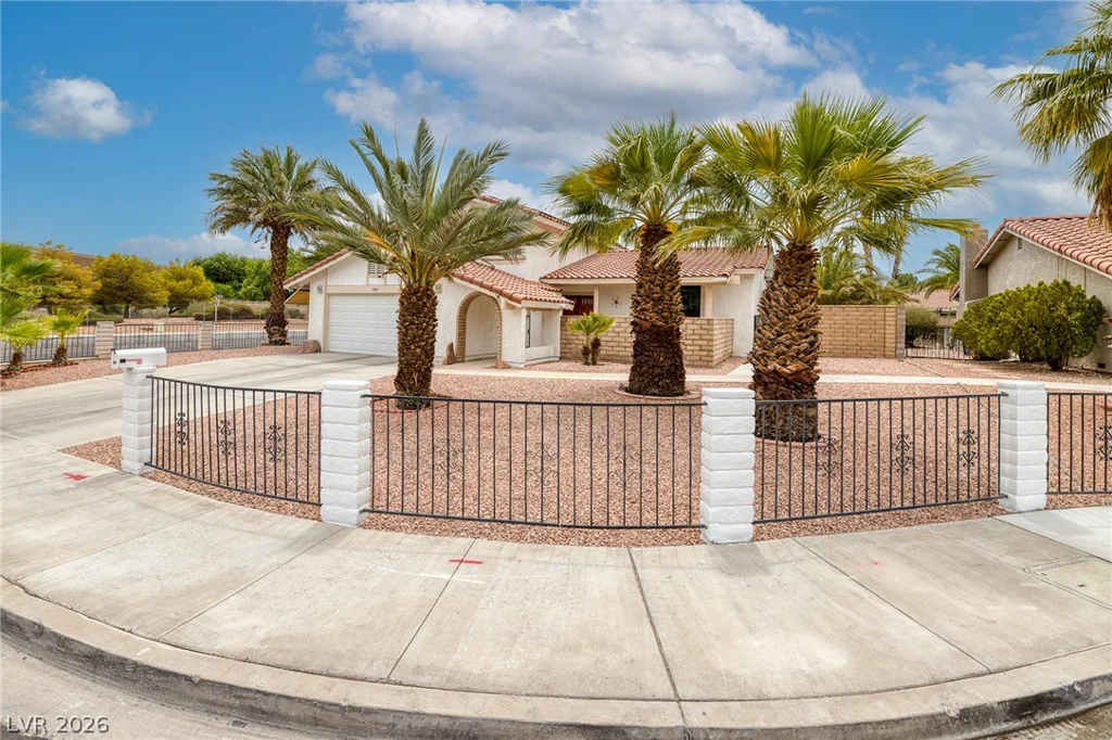 991 Perez, Las Vegas, NV 89123