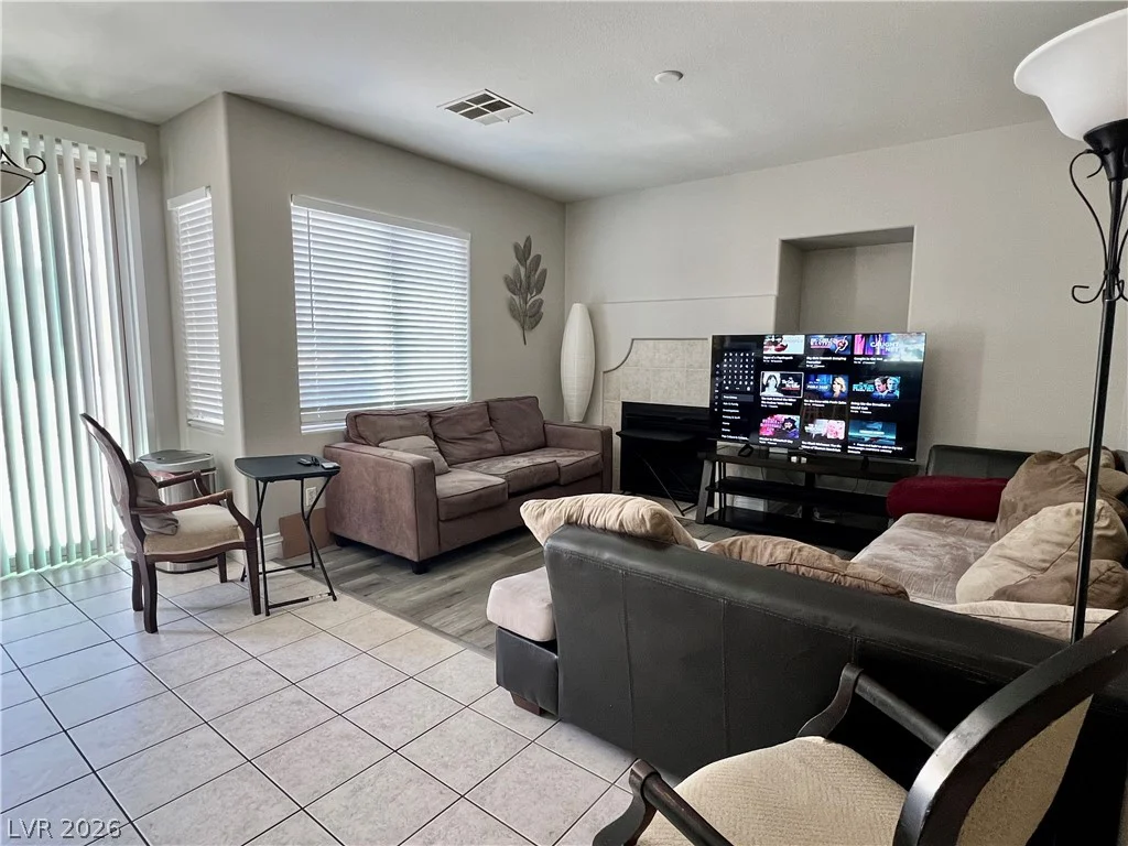 151 Short Ruff, Las Vegas, NV 89148