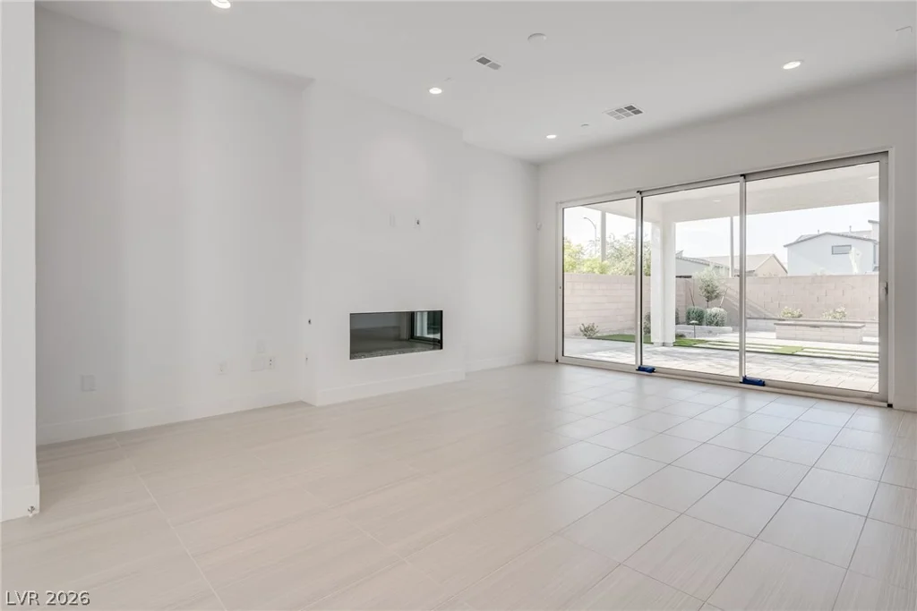 10226 Pleasant Knoll, Las Vegas, NV 89166