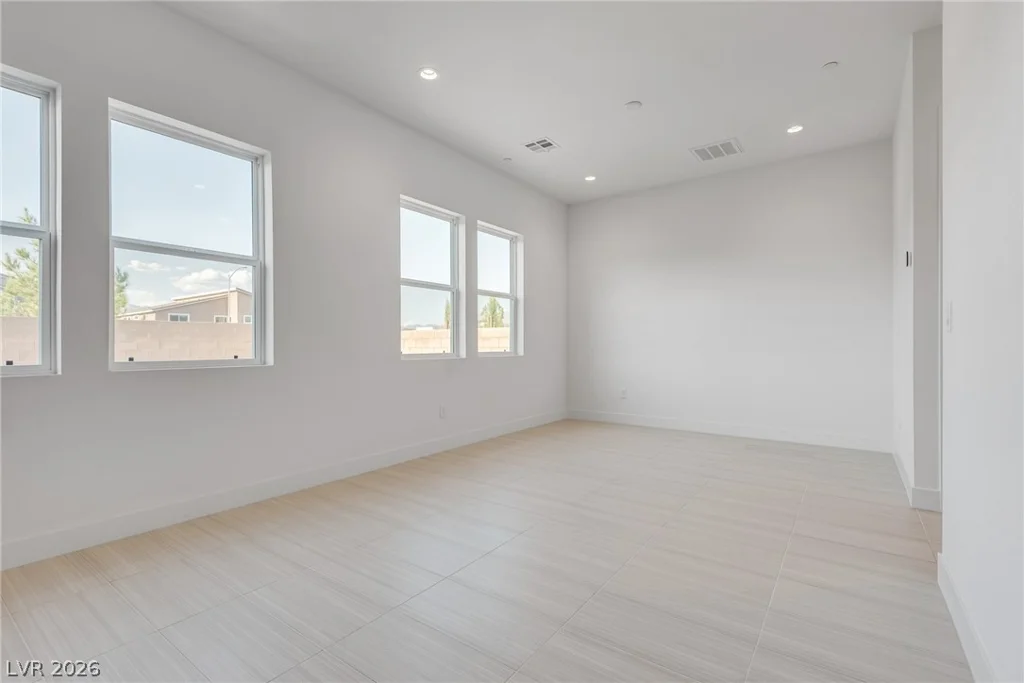 10226 Pleasant Knoll, Las Vegas, NV 89166