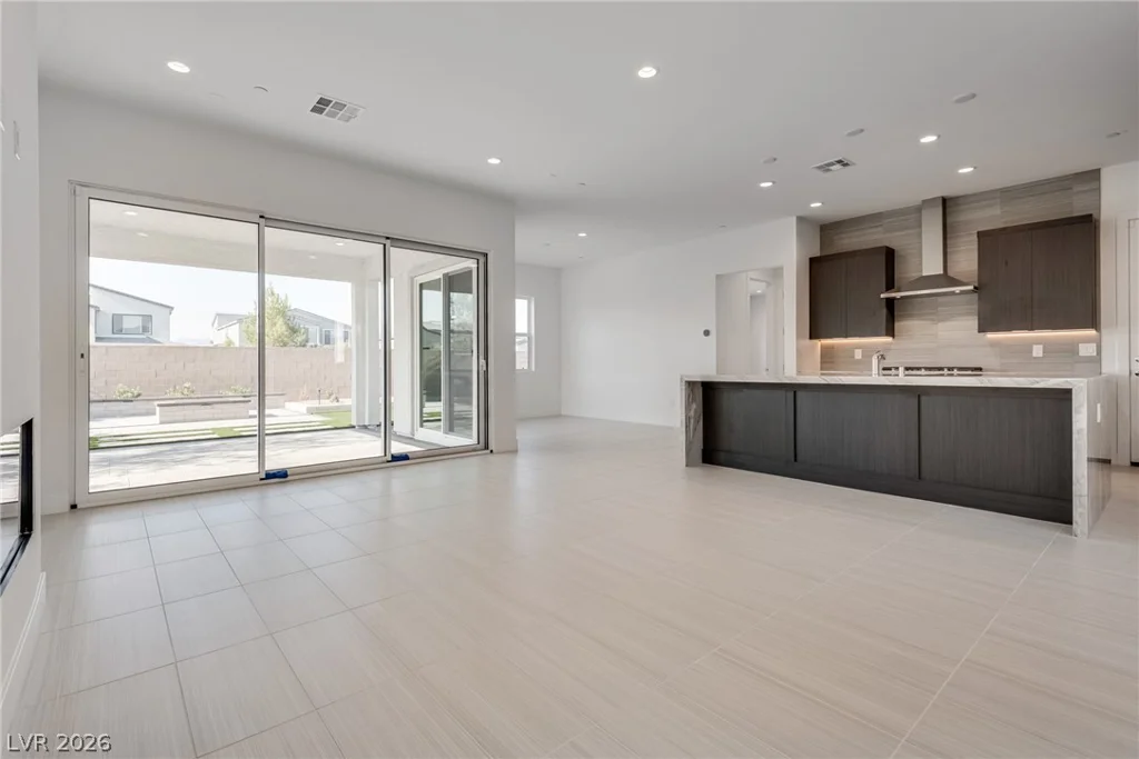 10226 Pleasant Knoll, Las Vegas, NV 89166
