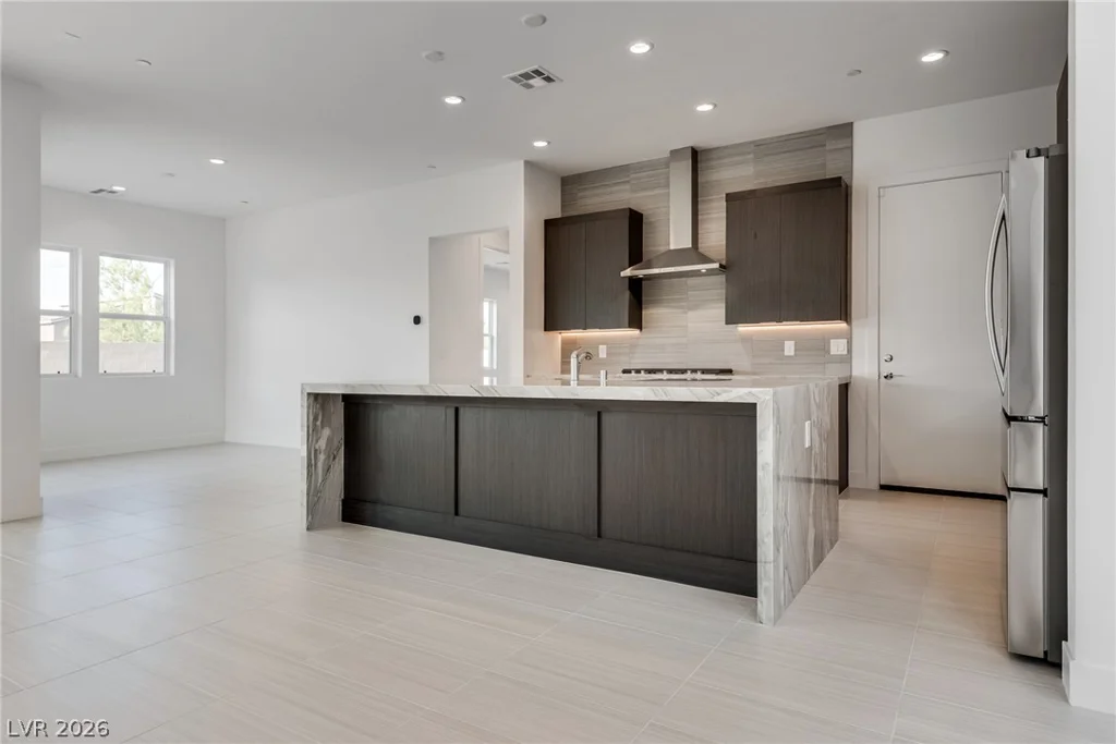 10226 Pleasant Knoll, Las Vegas, NV 89166