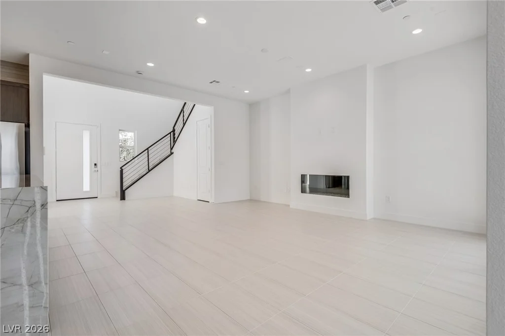 10226 Pleasant Knoll, Las Vegas, NV 89166