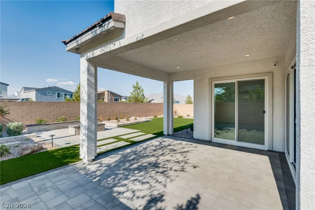 10226 Pleasant Knoll, Las Vegas, NV 89166