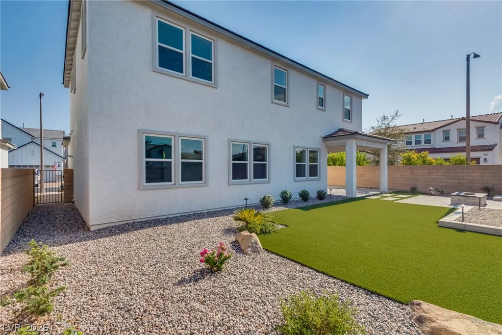 10226 Pleasant Knoll, Las Vegas, NV 89166