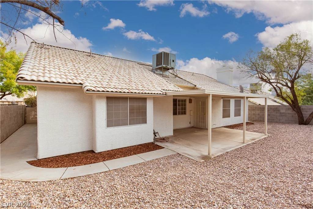 424 Mountain Top, Henderson, NV 89002
