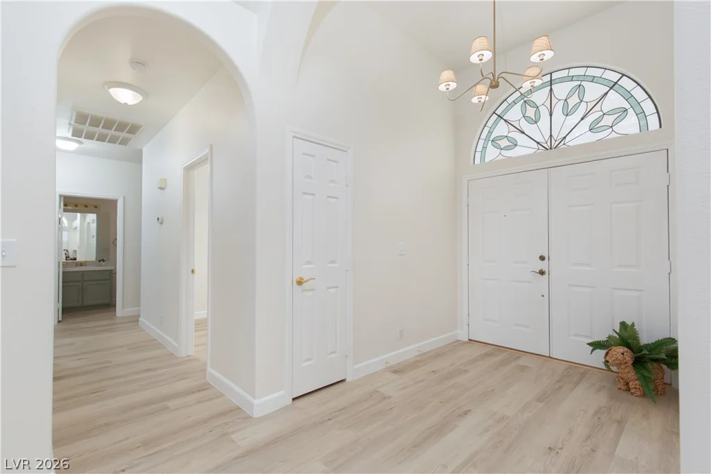 424 Mountain Top, Henderson, NV 89002