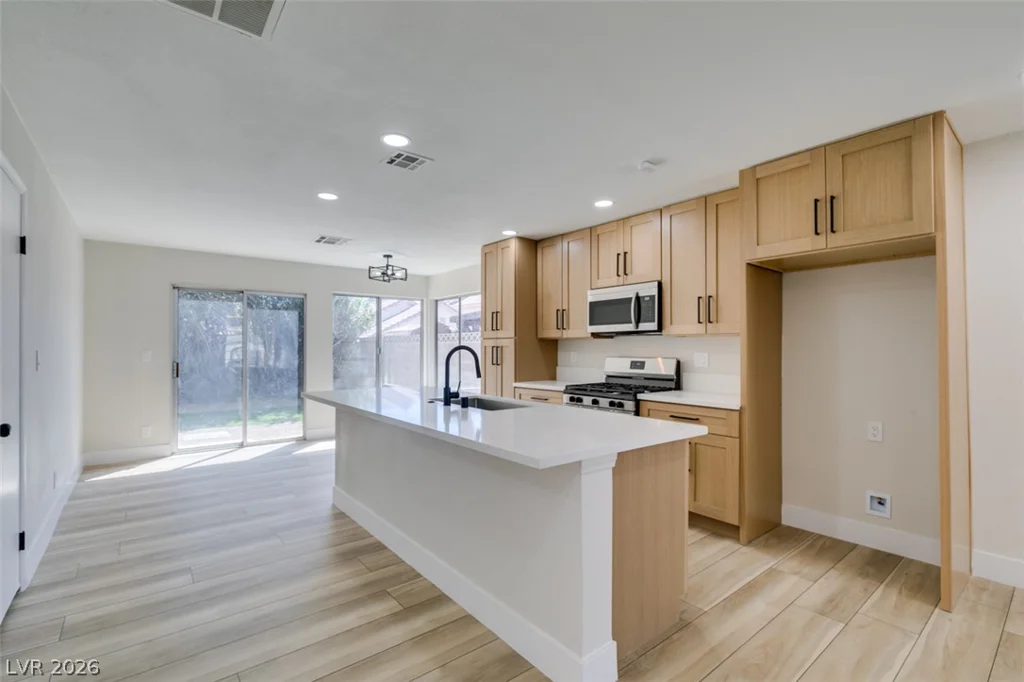 1640 Divinity, Las Vegas, NV 89142