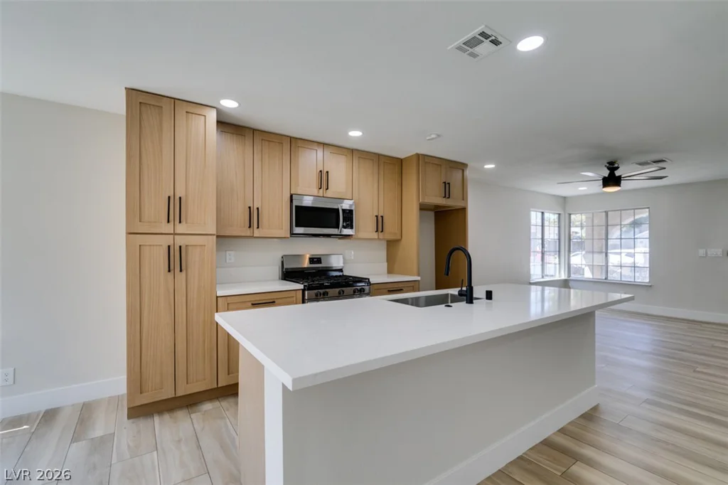 1640 Divinity, Las Vegas, NV 89142