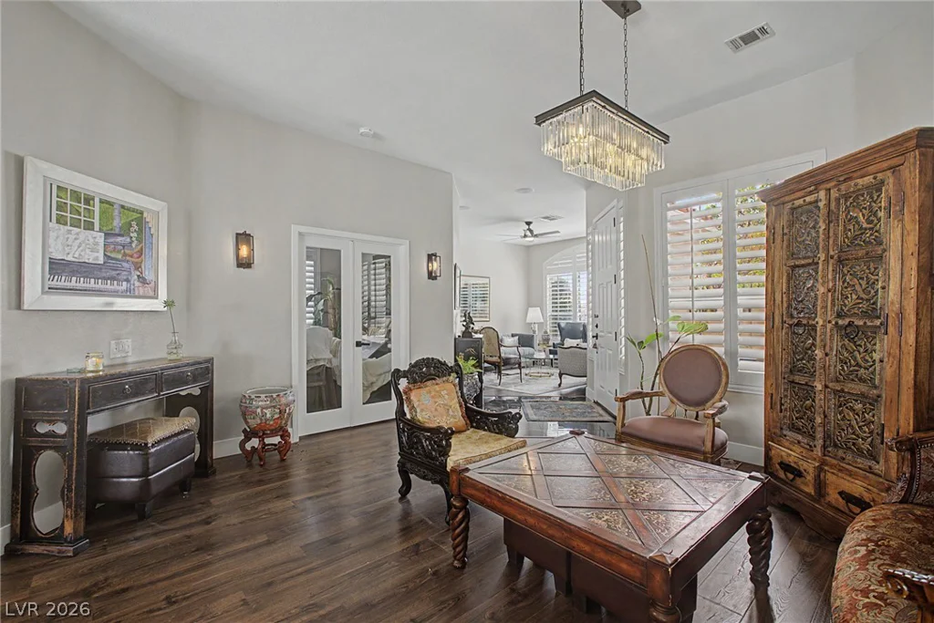 8624 Desert Bird, Las Vegas, NV 89145