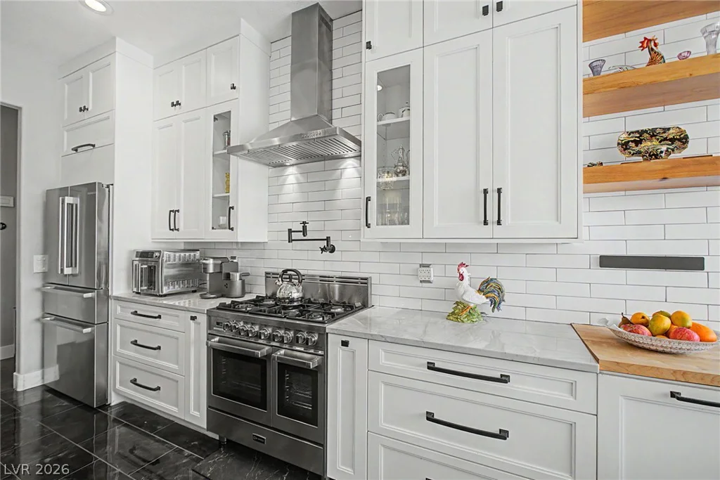 8624 Desert Bird, Las Vegas, NV 89145